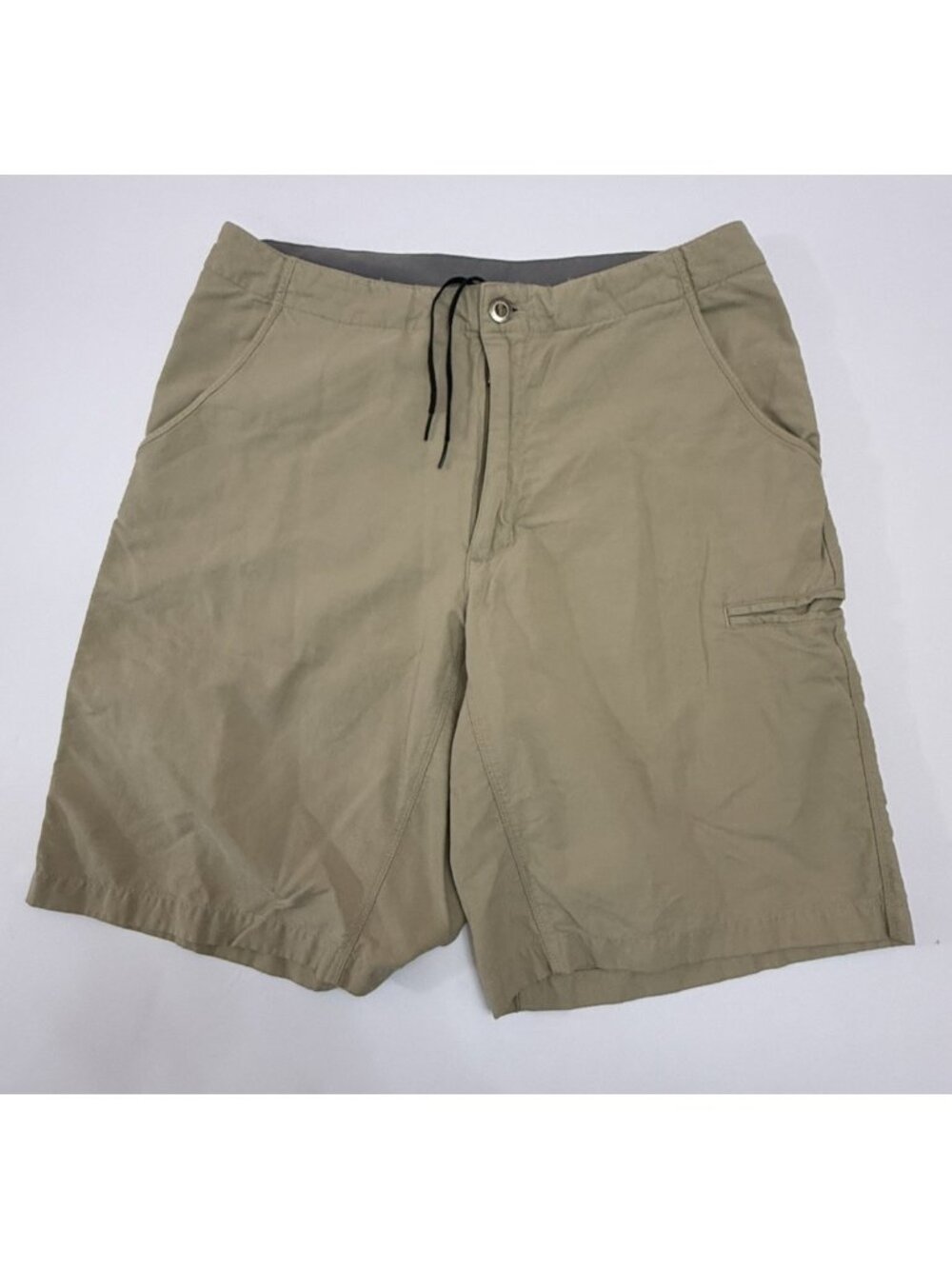 Patagonia Men’s Khaki Outdoor Hiking Shorts Size 32 Lightweight Organic